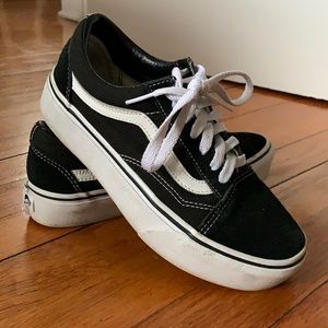 Platform Black Vans